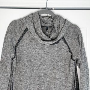 Kuhl | Nova Tunic Cowl Sweatshirt size Medium